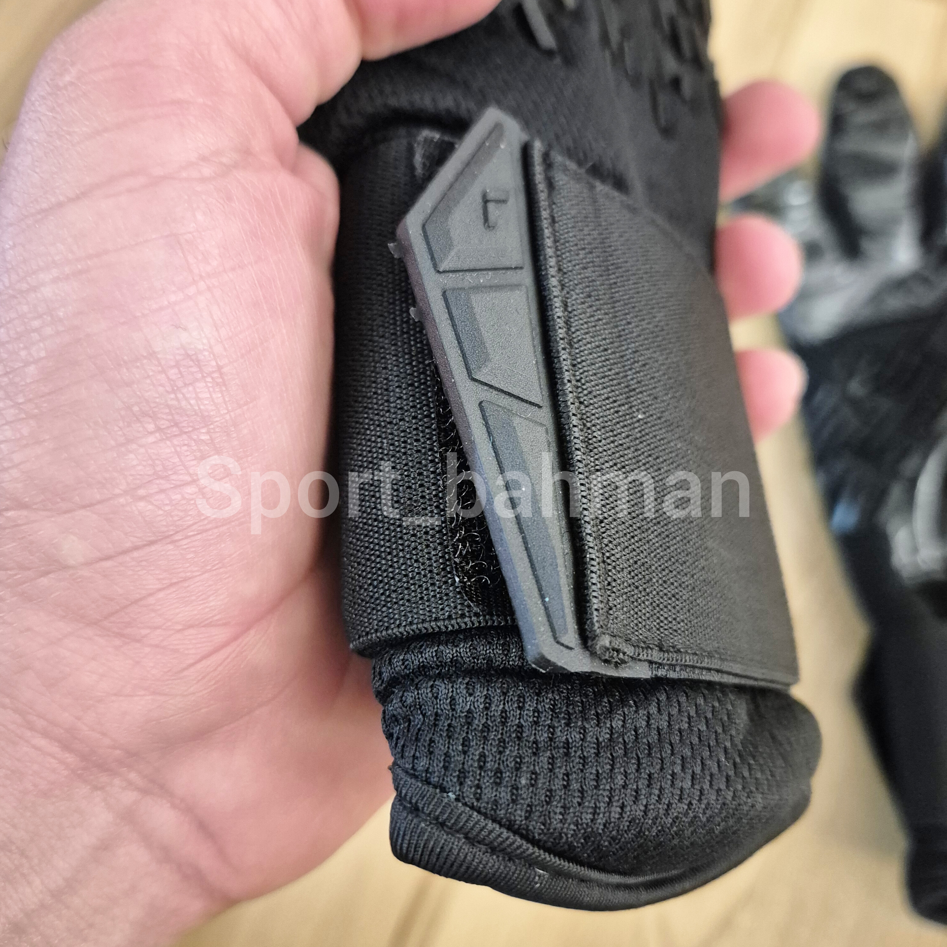 دستکش دروازهبانی راش (Reusch) لاتکس