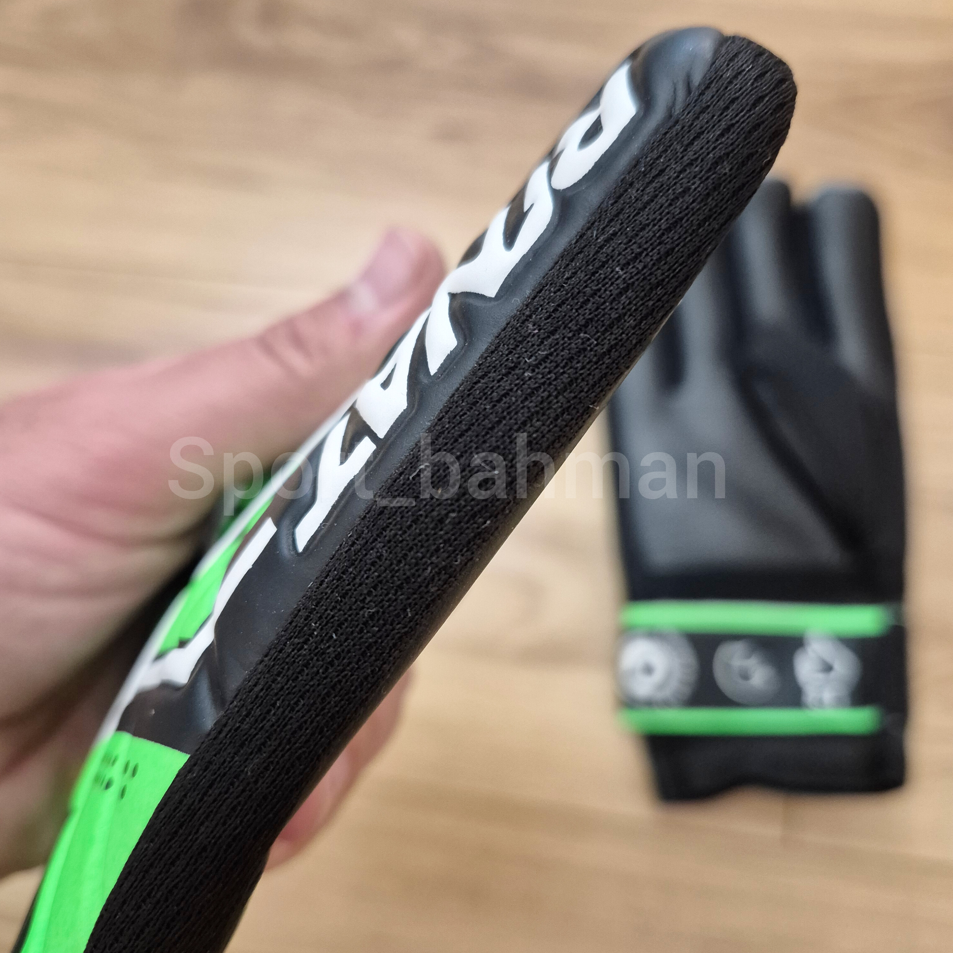 دستکش دروازه بانی رینات Rinat سایز 8