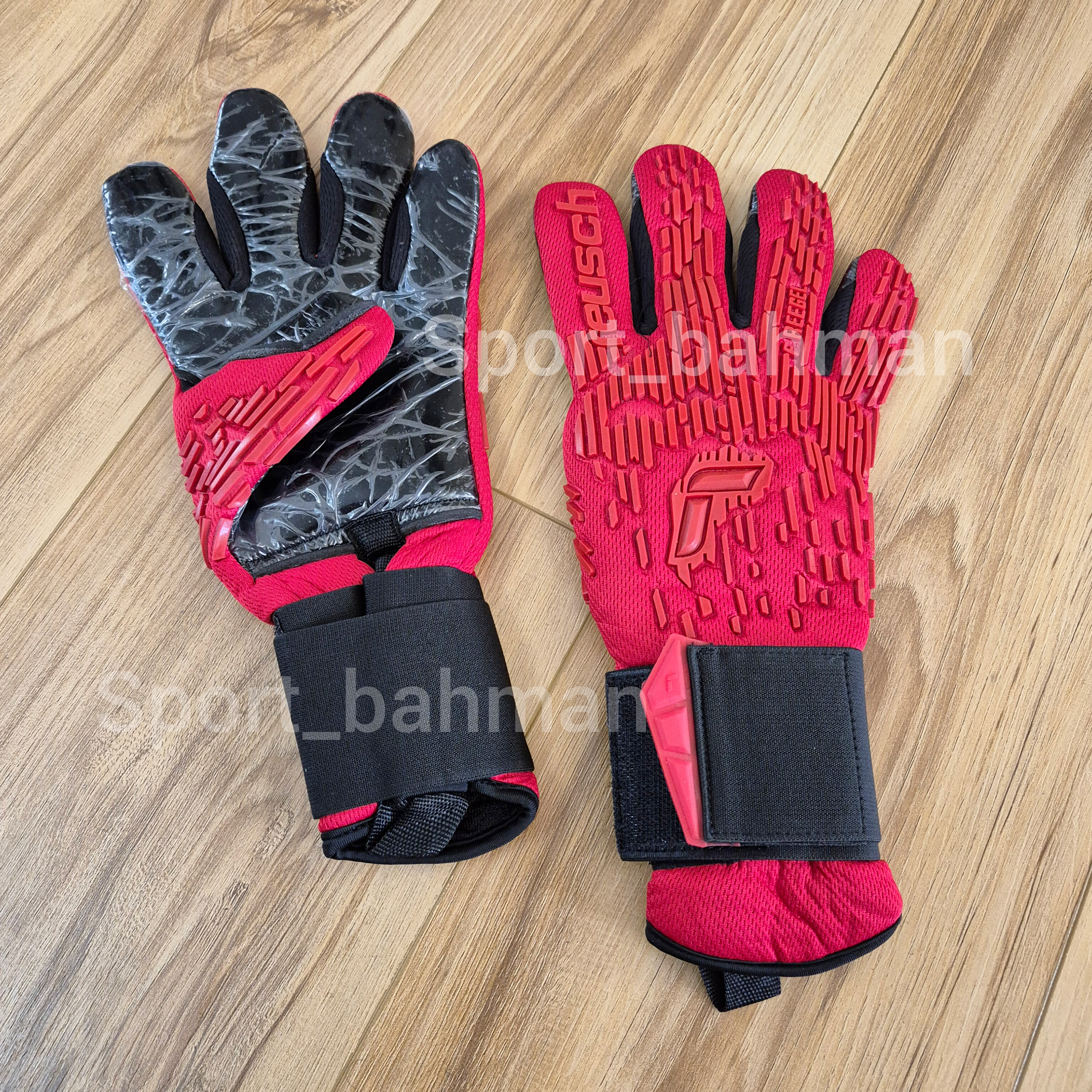 دستکش دروازهبانی راش (Reusch) لاتکس