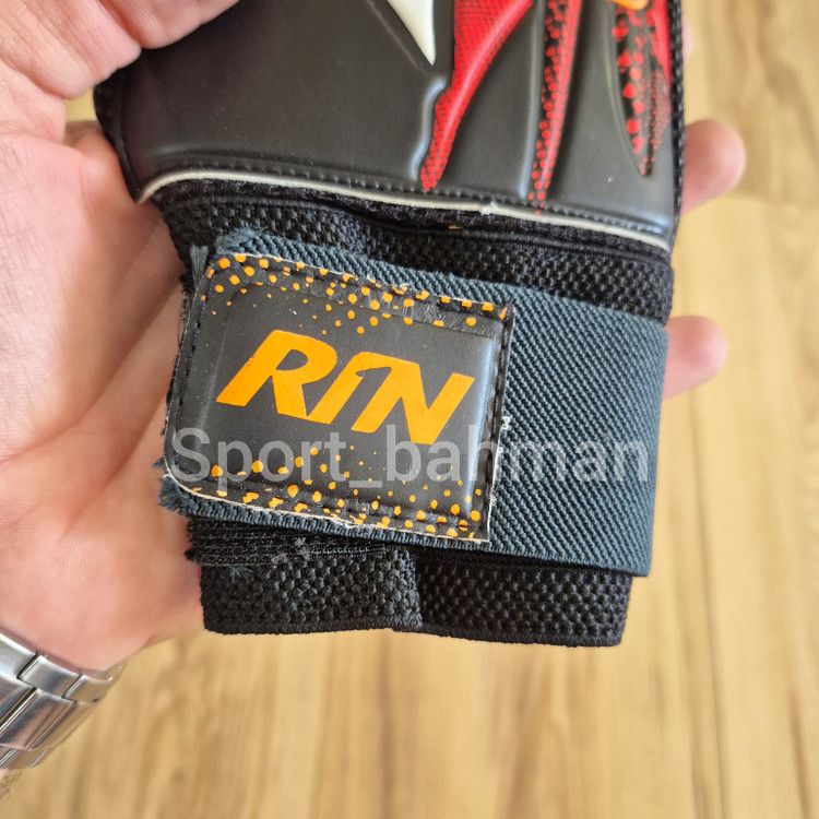 دستکش دروازهبانی Rinat سایز ۶ لاتکس