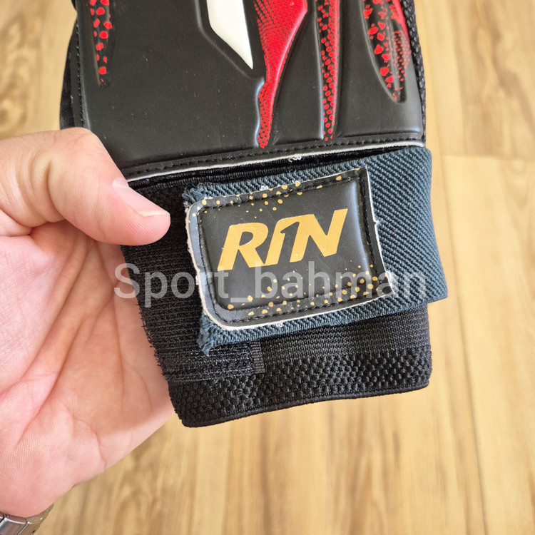 دستکش دروازهبانی Rinat سایز ۶ لاتکس