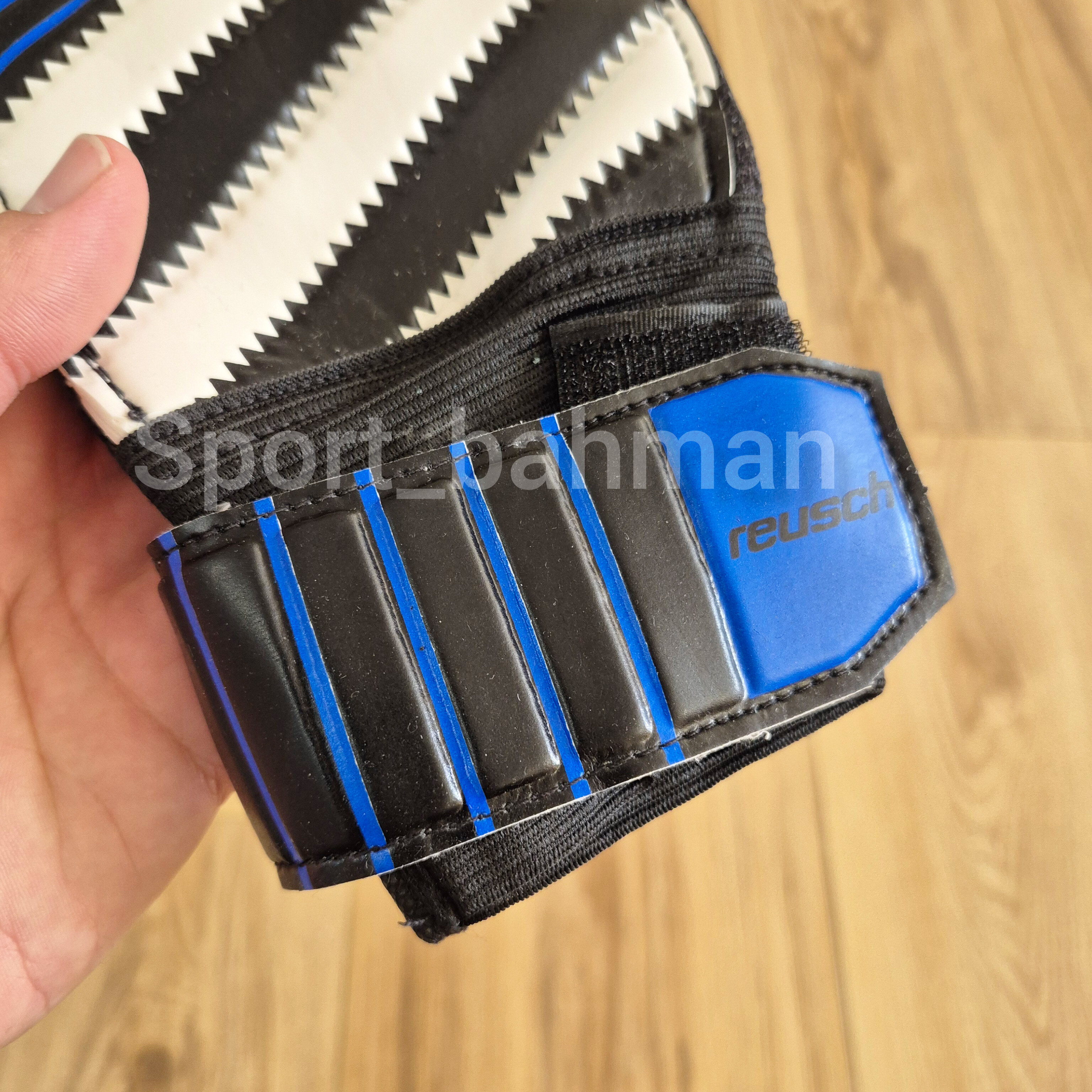 دستکش دروازه بانی آدیداس سایز ۹